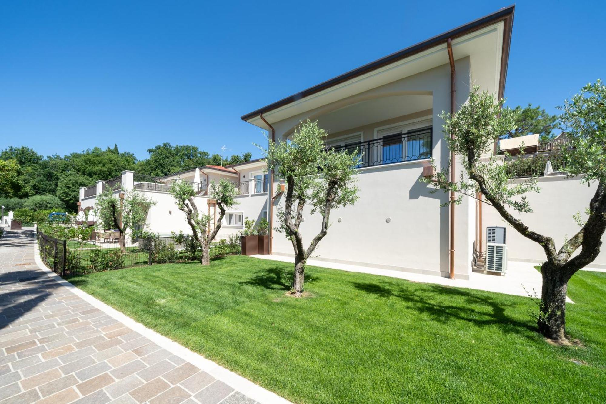 Villa Silvia Apartments Сан Феличе дел Бенако Екстериор снимка