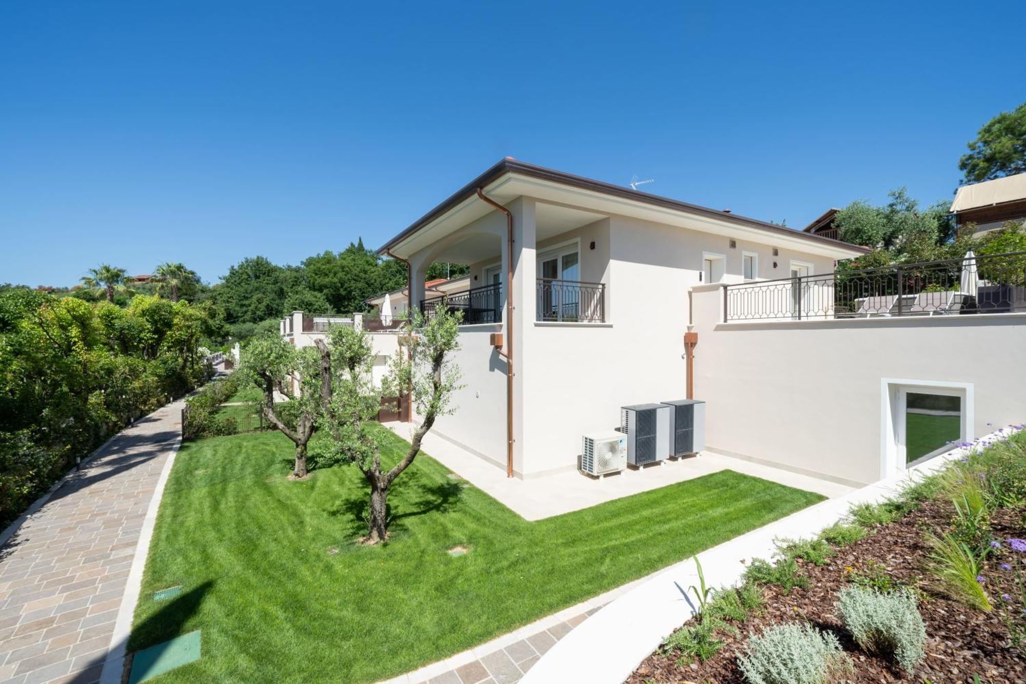 Villa Silvia Apartments Сан Феличе дел Бенако Екстериор снимка