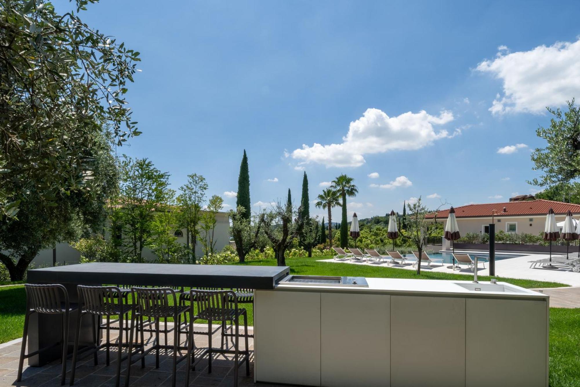 Villa Silvia Apartments Сан Феличе дел Бенако Екстериор снимка